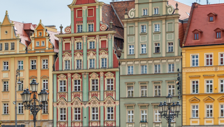 Wycieczka do Wrocławia z rejsem po Odrze Kamienice na Wrocławskim Rynku